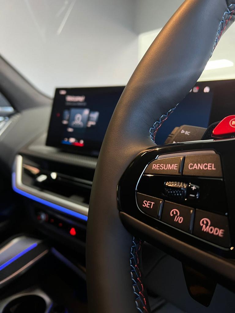 2023 BMW XM - Black Sapphire Metallic (M Performance)