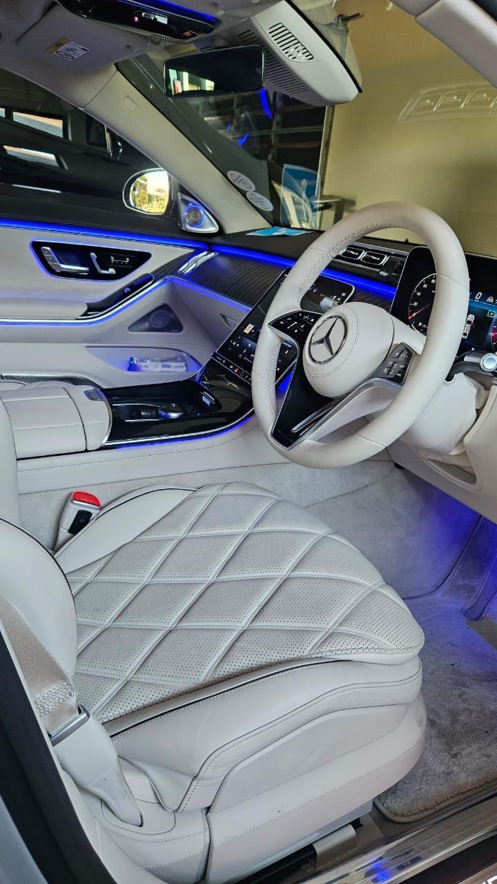 Mercedes-Benz Maybach S680 V12 Biturbo – Obsidian Black / Mojave Silver