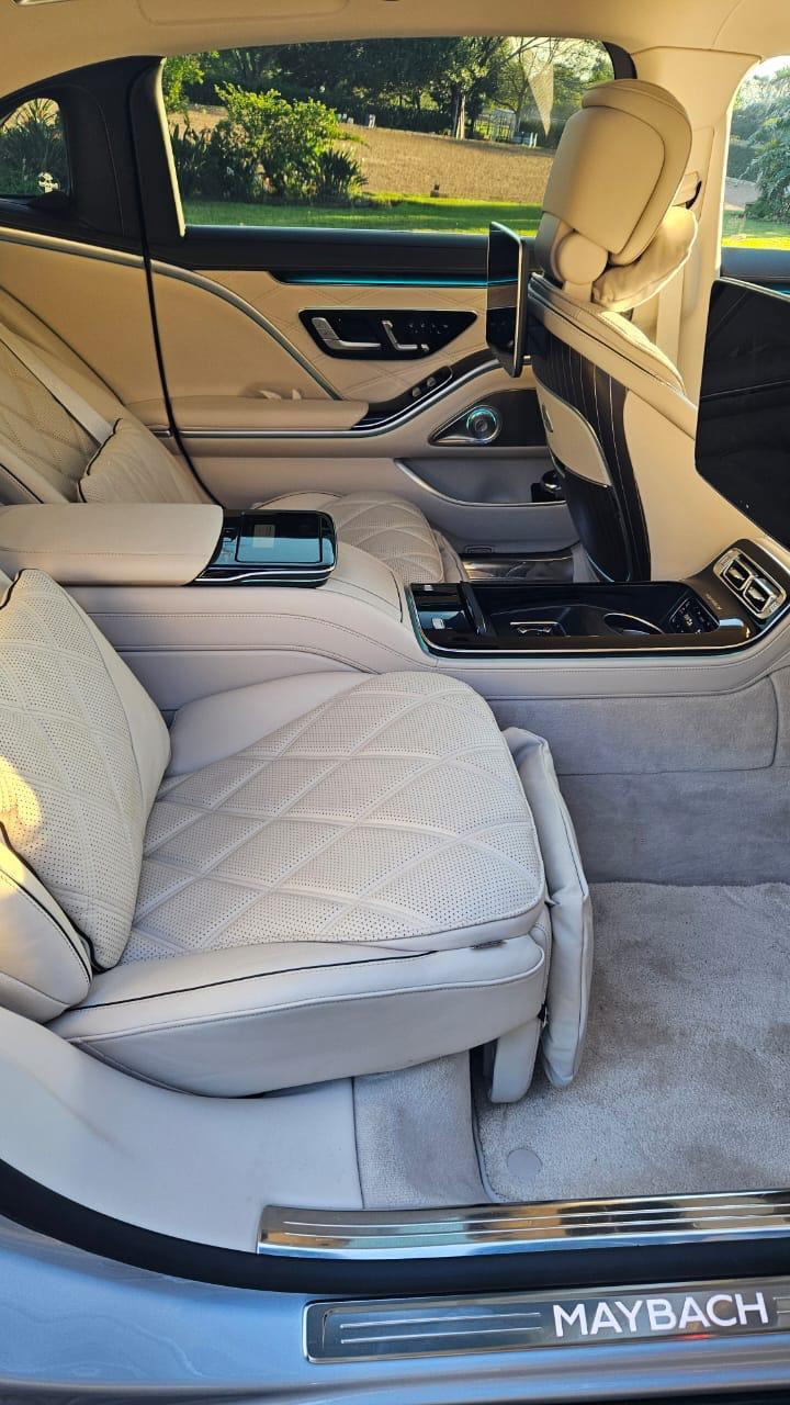 Mercedes-Benz Maybach S680 V12 Biturbo – Obsidian Black / Mojave Silver